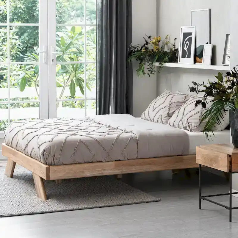 Etna Platform Queen Size Bed