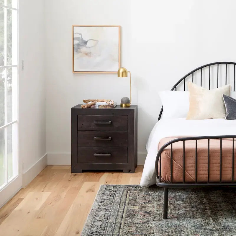 New Heights McPhee Black Iron Spindle Platform Bed